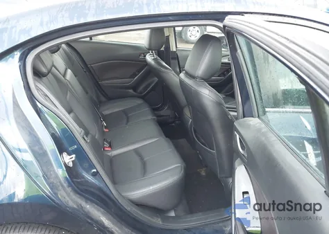 2018 Mazda Mazda3 Touring z USA, uszkodzony, nr VIN 3MZBN1V3XJM246259